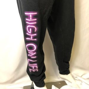Sadie crowell size large “ high on life “ black sweats ~ preowned